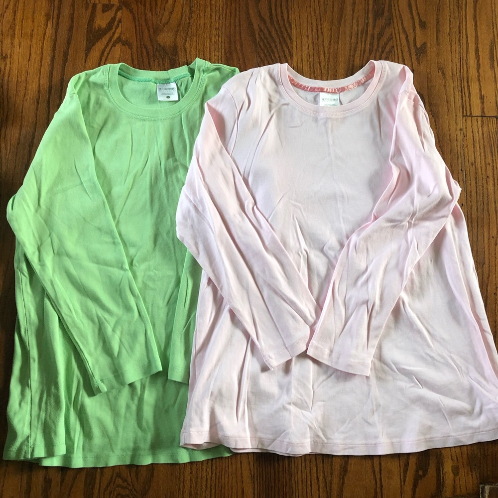 2 maternity 3/4-length sleeve shirts